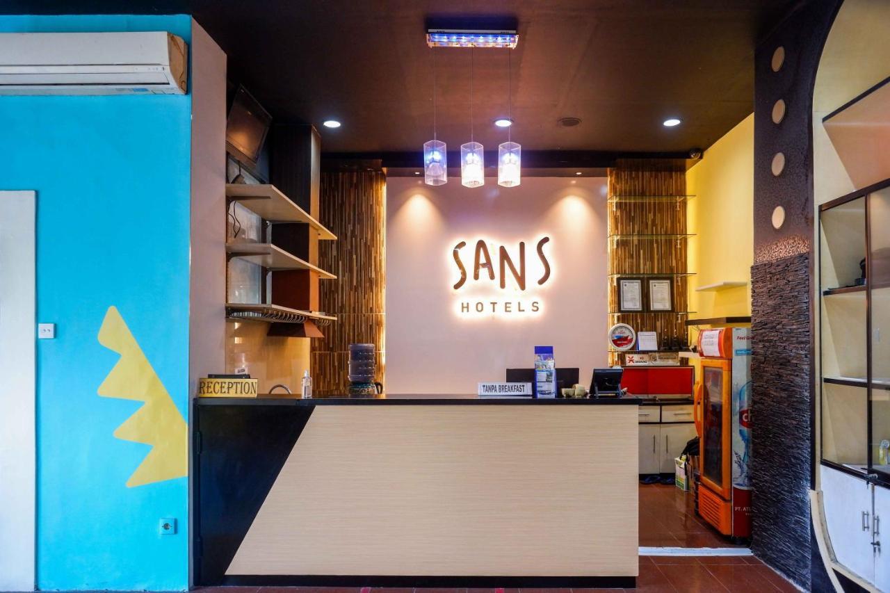 Sans Hotel International Surabaya Gubeng Eksteriør bilde